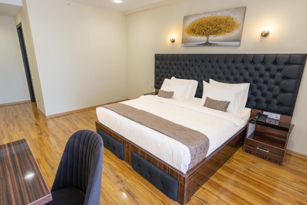 Hotel Residence Plaza Тбилиси Экстерьер фото